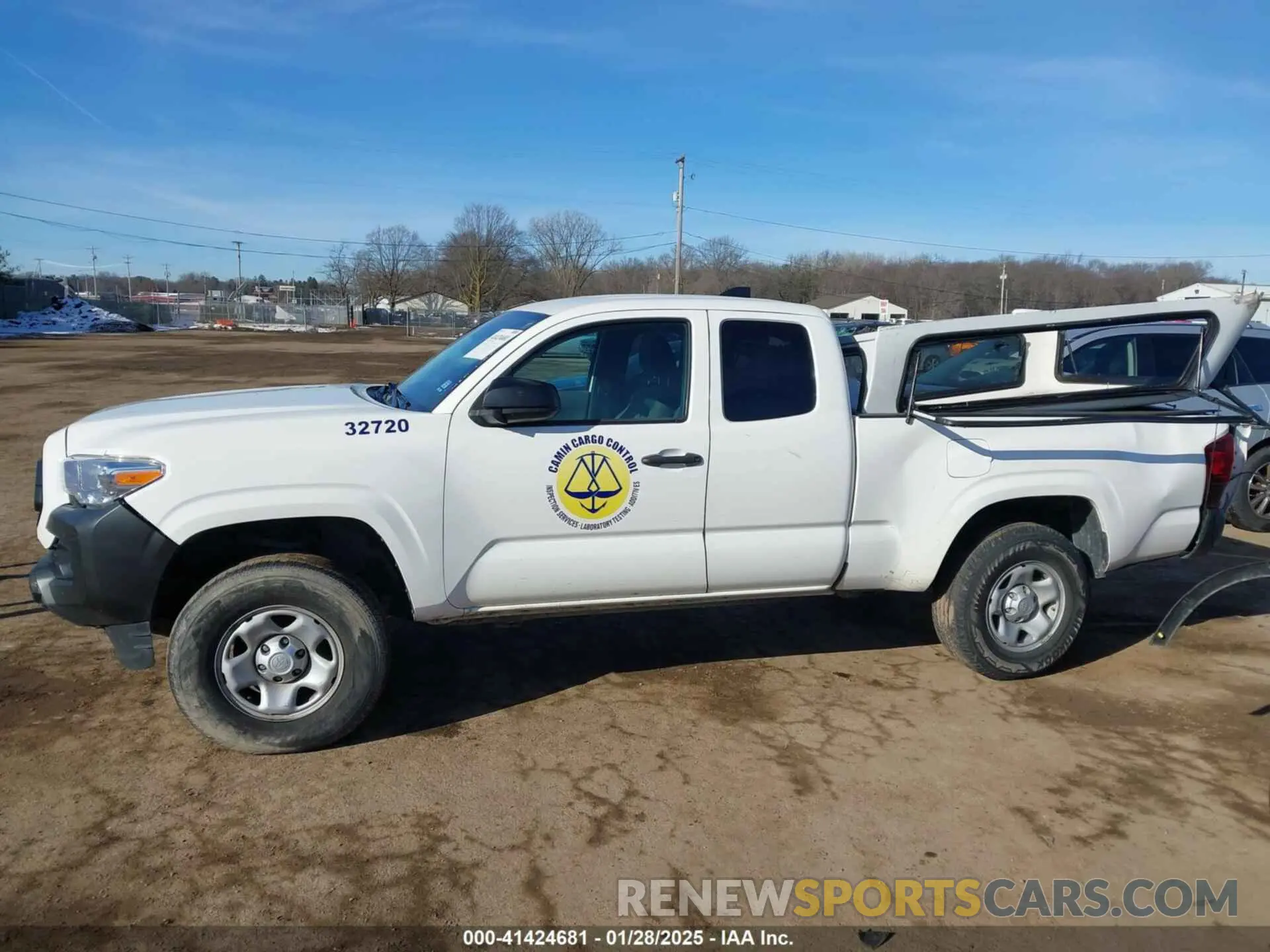 15 Photograph of a damaged car 3TYSX5EN8MT009929 TOYOTA TACOMA 2021