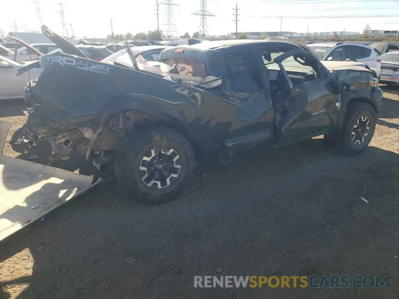 3 Photograph of a damaged car 3TYSZ5AN0MT035649 TOYOTA TACOMA 2021