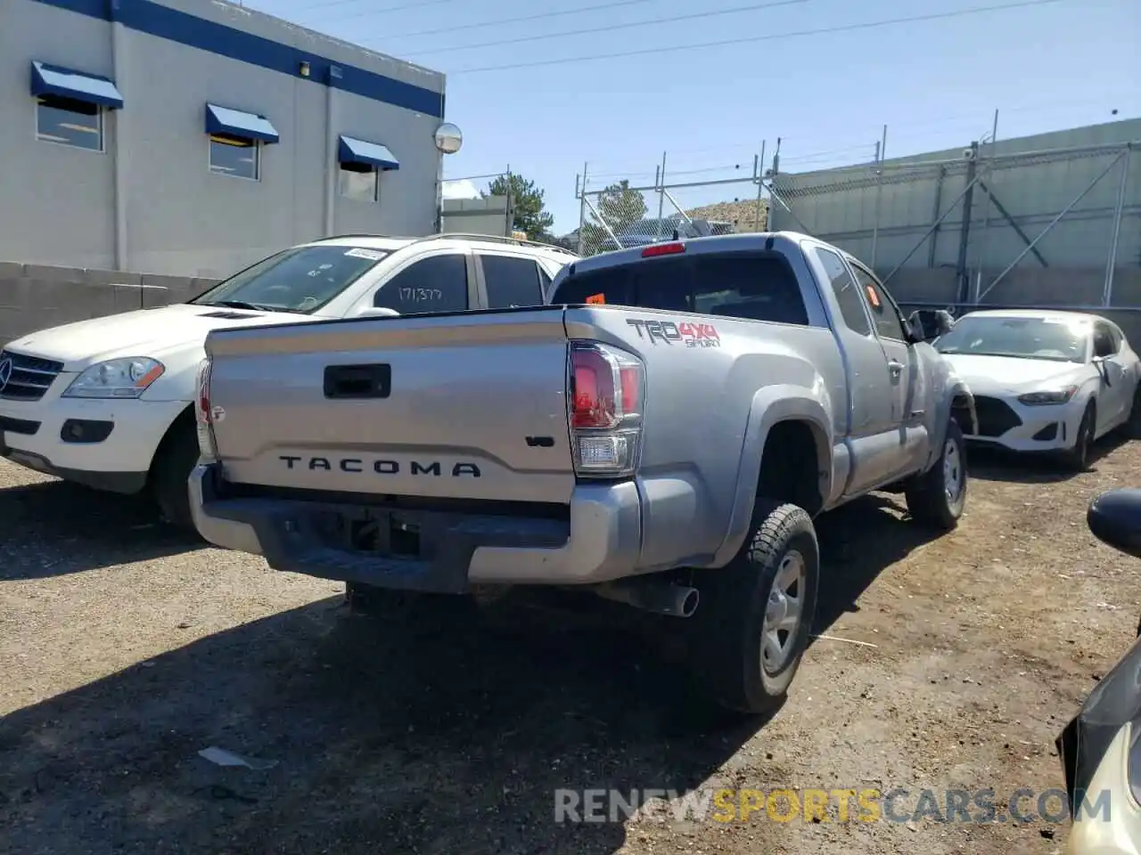 4 Photograph of a damaged car 3TYSZ5AN2MT007853 TOYOTA TACOMA 2021