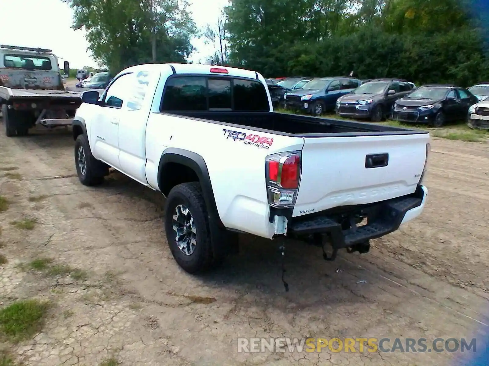 3 Photograph of a damaged car 3TYSZ5AN3MT036911 TOYOTA TACOMA 2021