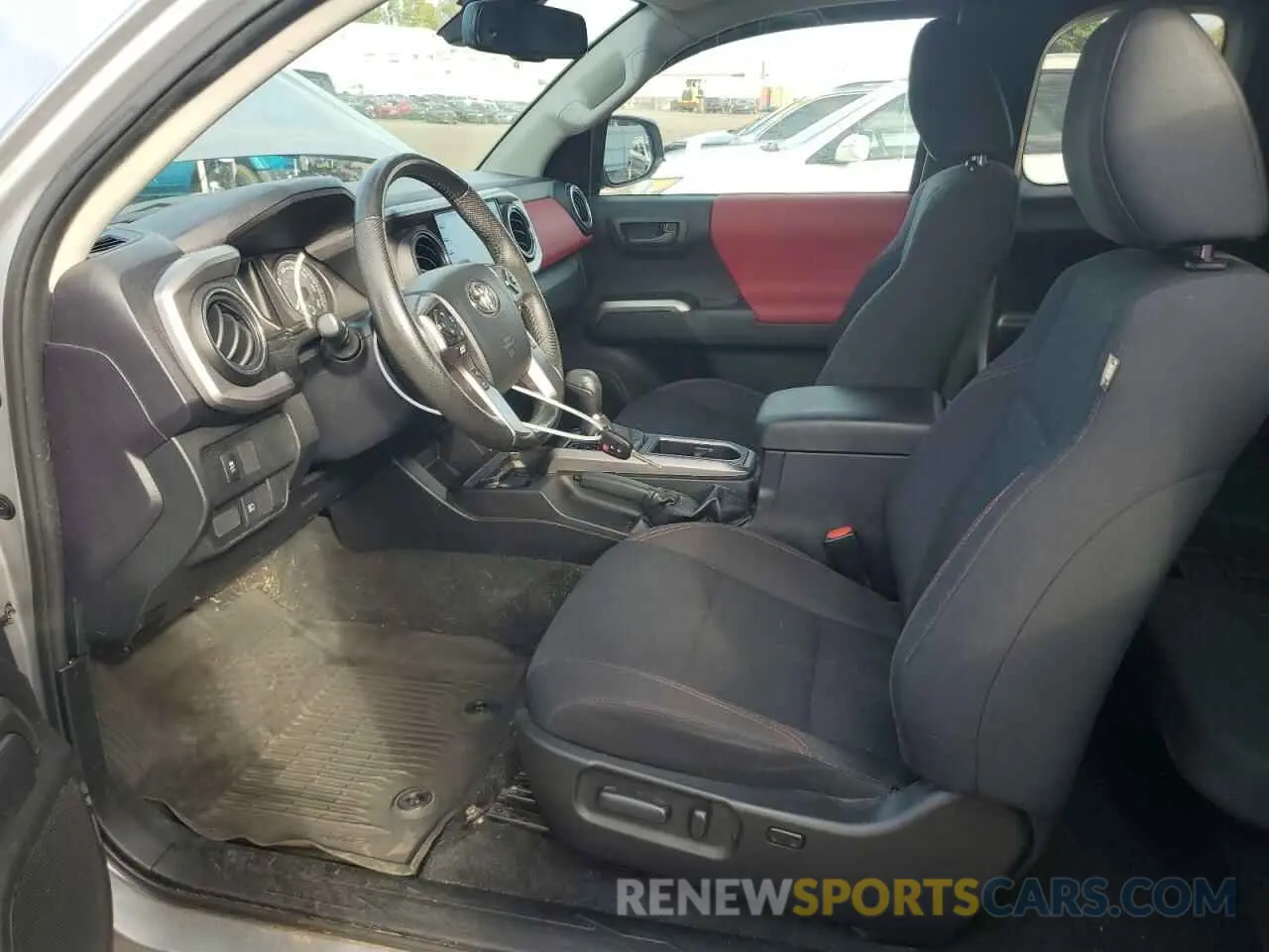 7 Photograph of a damaged car 3TYSZ5AN4MT018319 TOYOTA TACOMA 2021