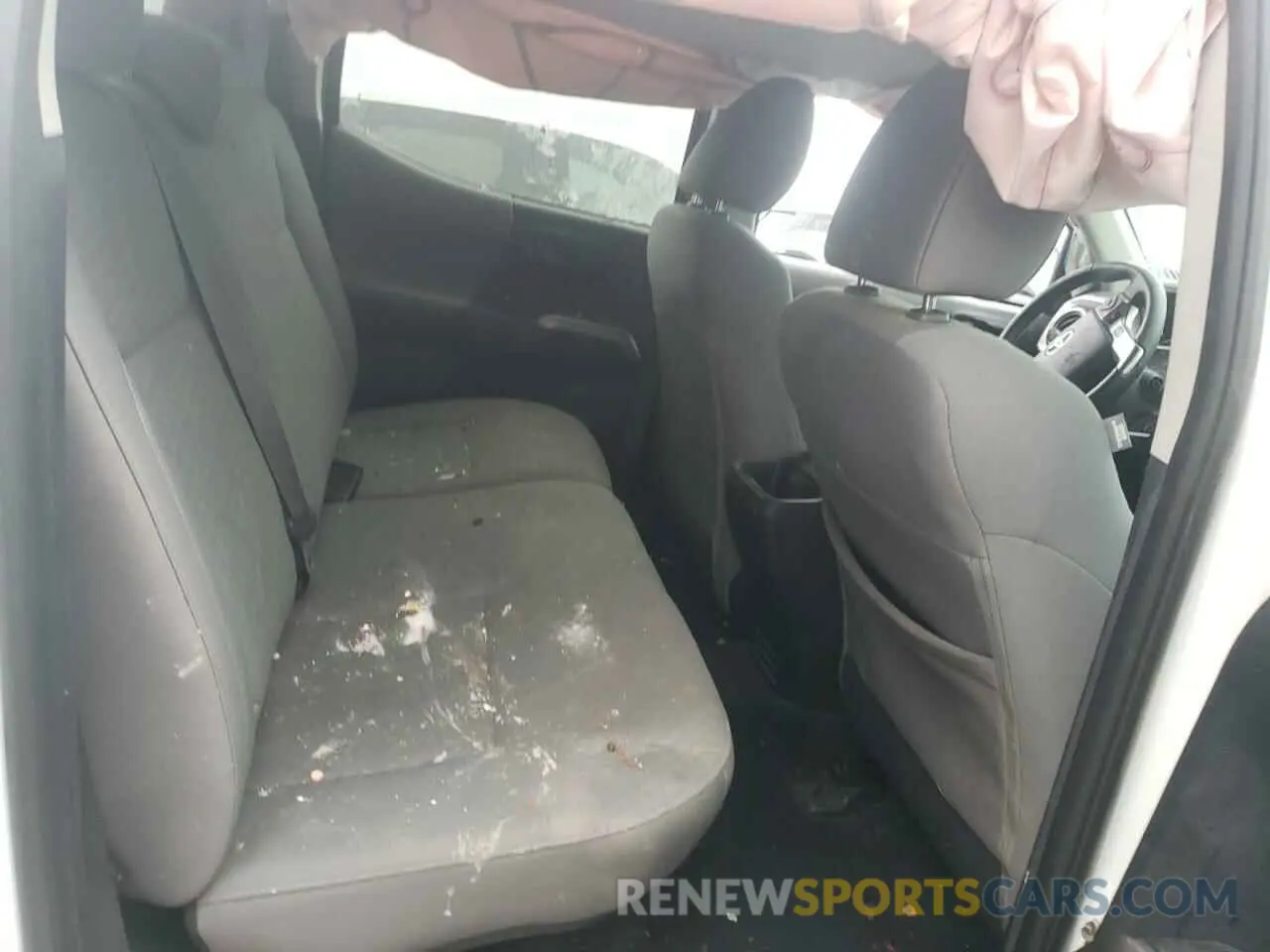 10 Photograph of a damaged car 5TFAX5GN0MX192029 TOYOTA TACOMA 2021