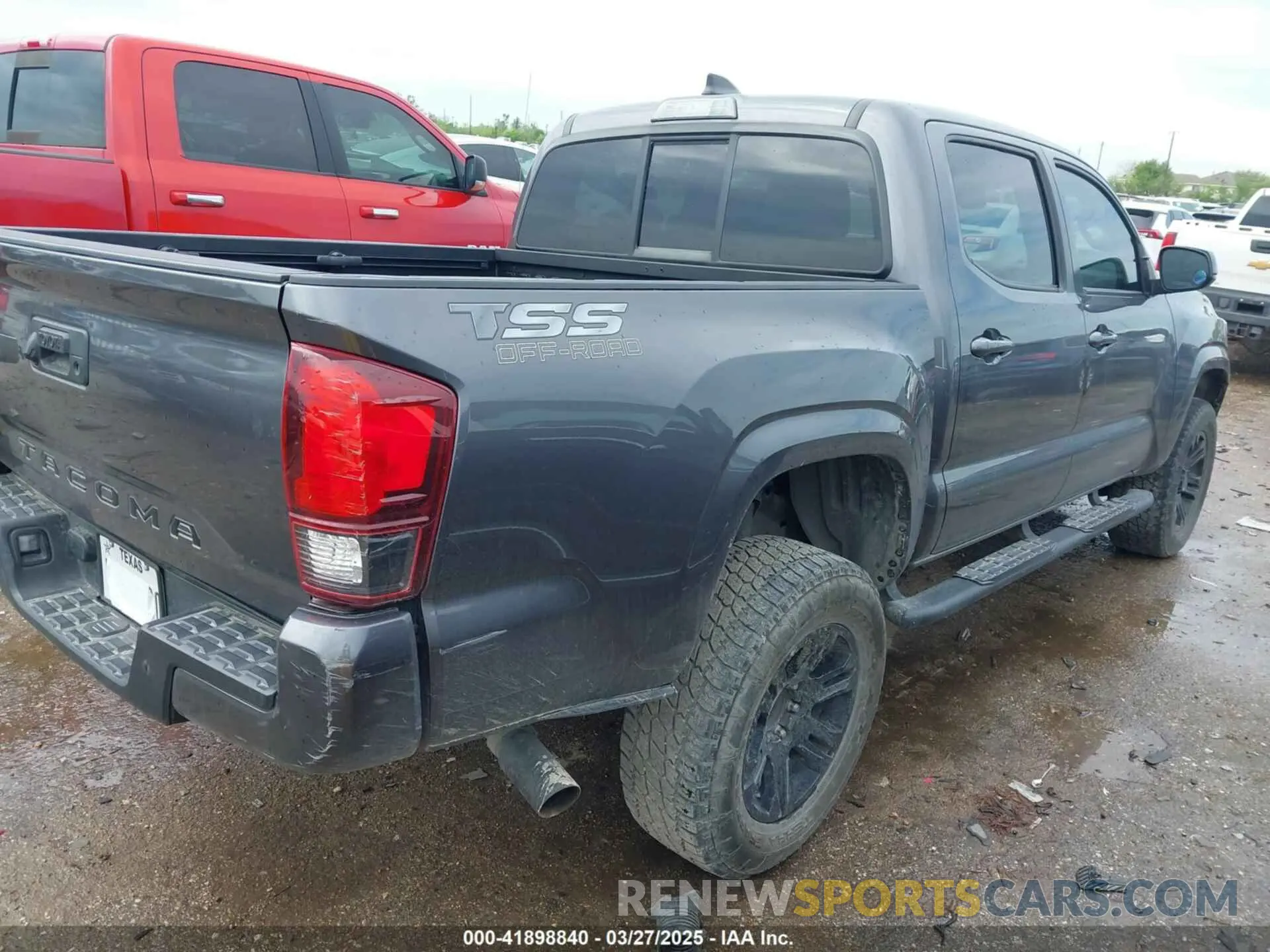 4 Photograph of a damaged car 5TFAX5GN1MX192380 TOYOTA TACOMA 2021