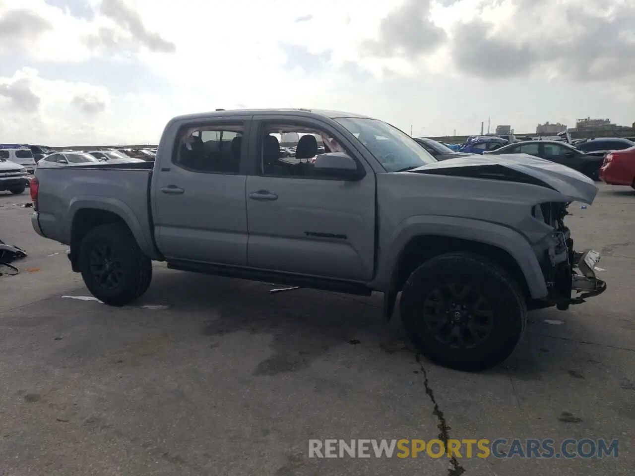 4 Photograph of a damaged car 5TFAX5GN7MX192058 TOYOTA TACOMA 2021