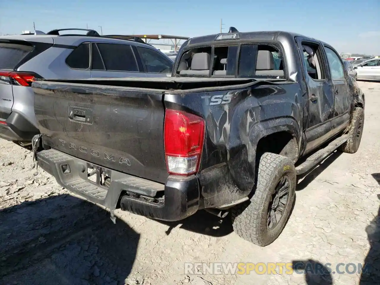 4 Photograph of a damaged car 5TFAX5GN8MX189296 TOYOTA TACOMA 2021