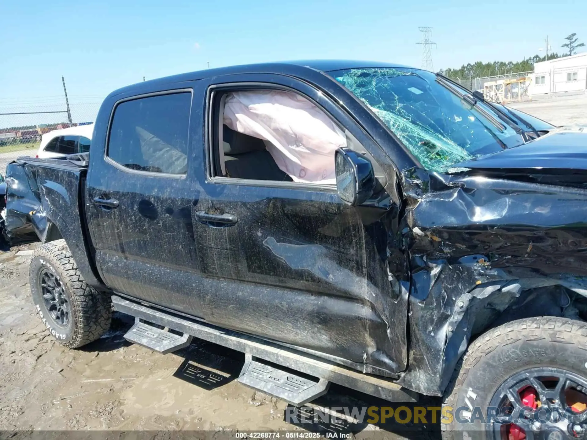 13 Photograph of a damaged car 5TFAX5GN8MX190397 TOYOTA TACOMA 2021
