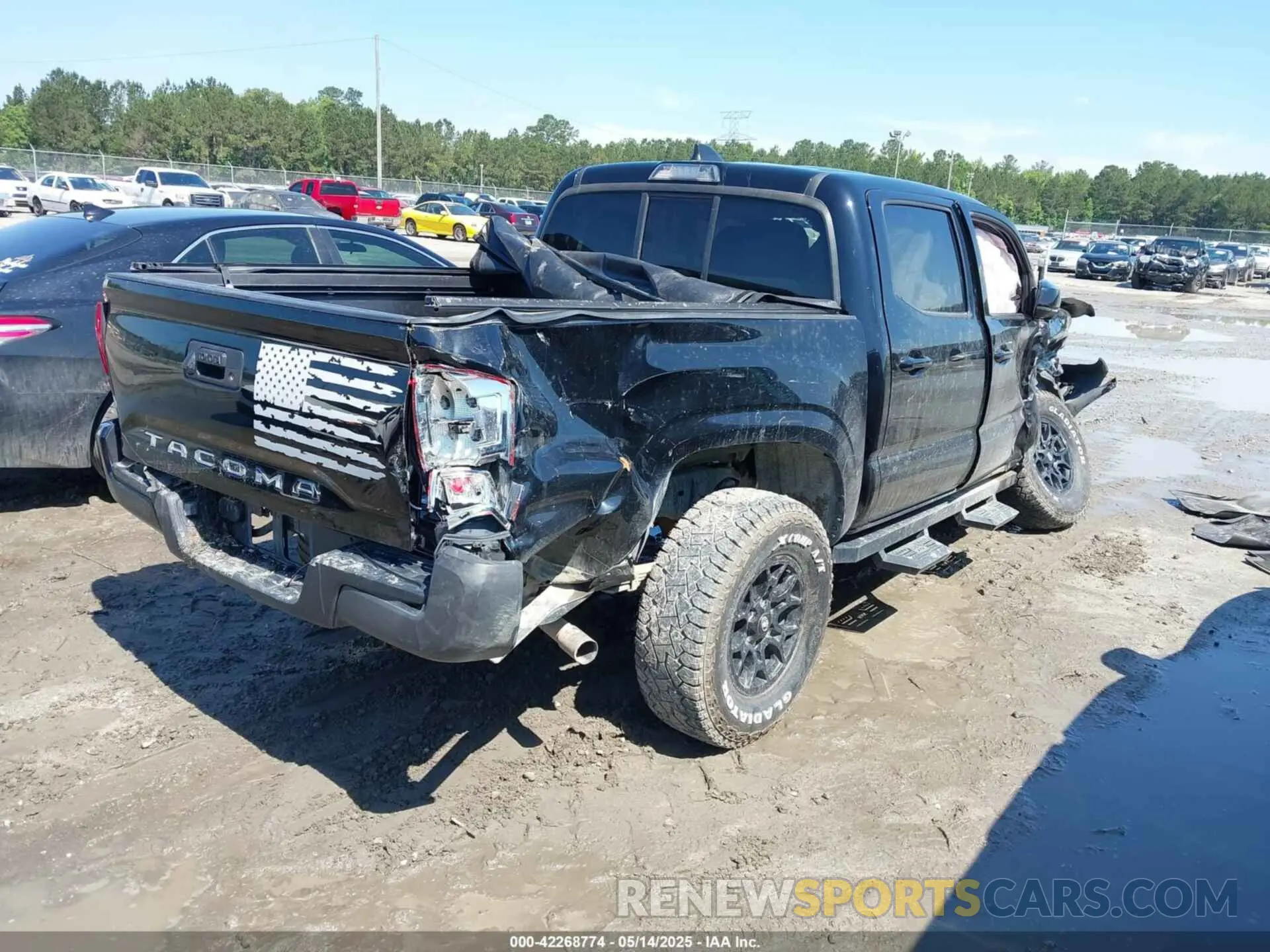 4 Photograph of a damaged car 5TFAX5GN8MX190397 TOYOTA TACOMA 2021