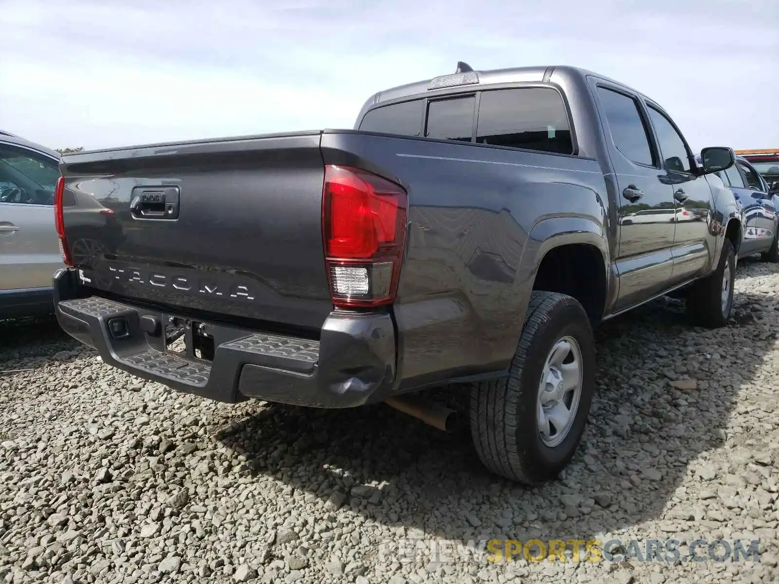 4 Photograph of a damaged car 5TFAX5GNXMX189669 TOYOTA TACOMA 2021