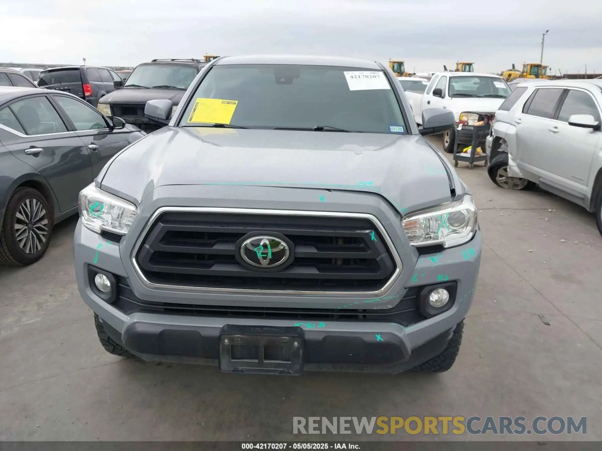 12 Photograph of a damaged car 5TFAX5GNXMX191938 TOYOTA TACOMA 2021