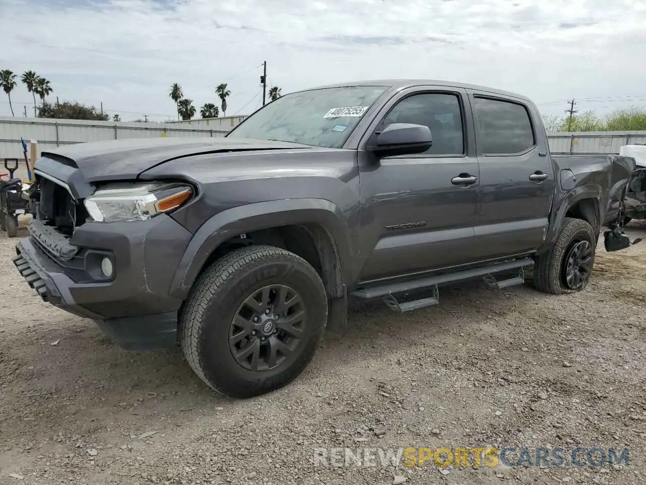 1 Photograph of a damaged car 5TFAZ5CN0MX105634 TOYOTA TACOMA 2021
