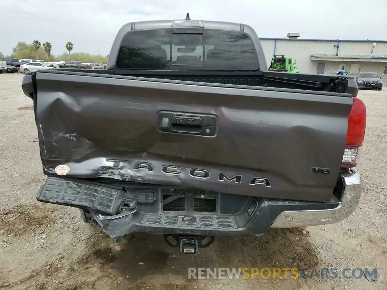 6 Photograph of a damaged car 5TFAZ5CN0MX105634 TOYOTA TACOMA 2021