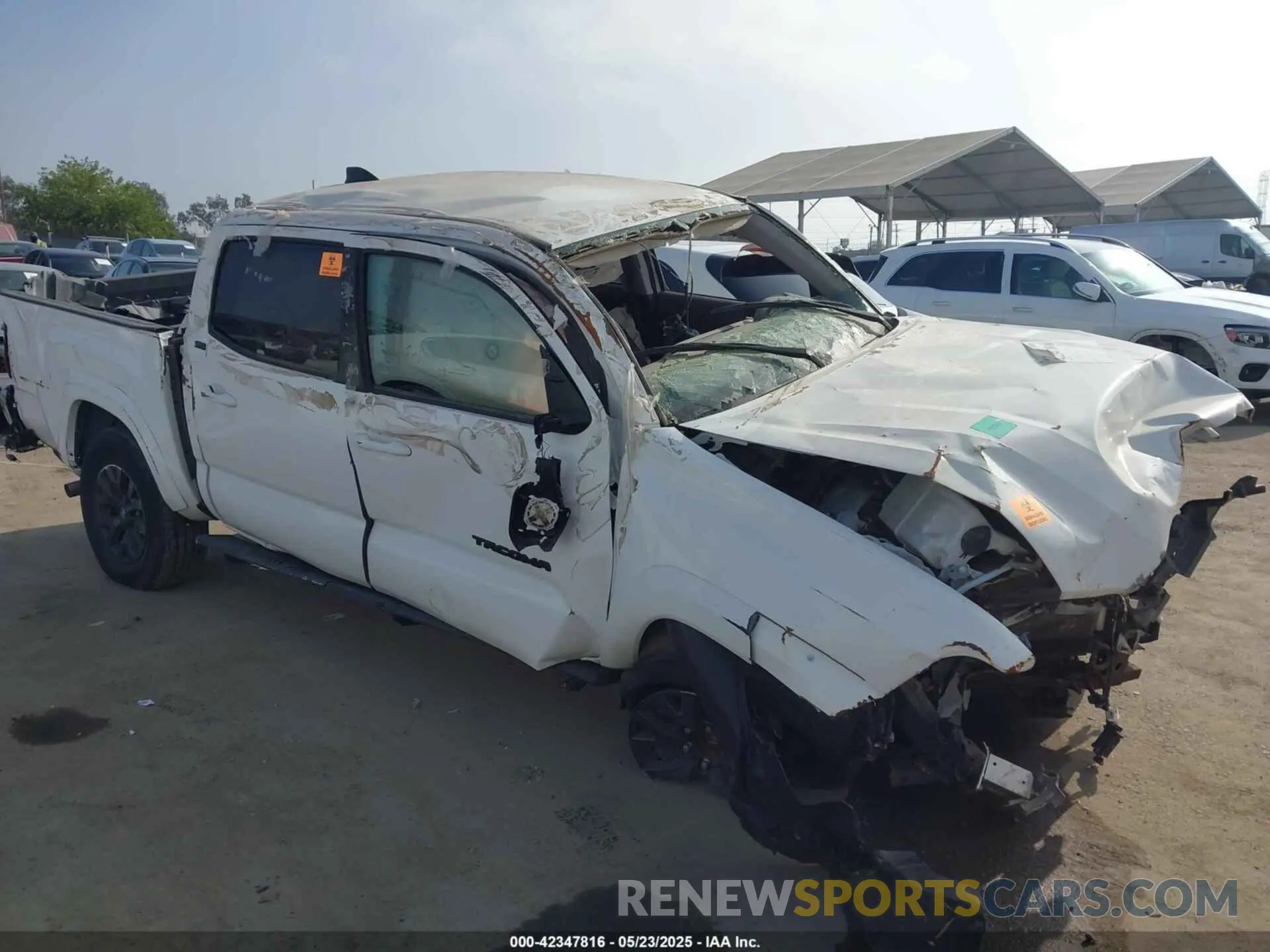 1 Photograph of a damaged car 5TFAZ5CN0MX113121 TOYOTA TACOMA 2021