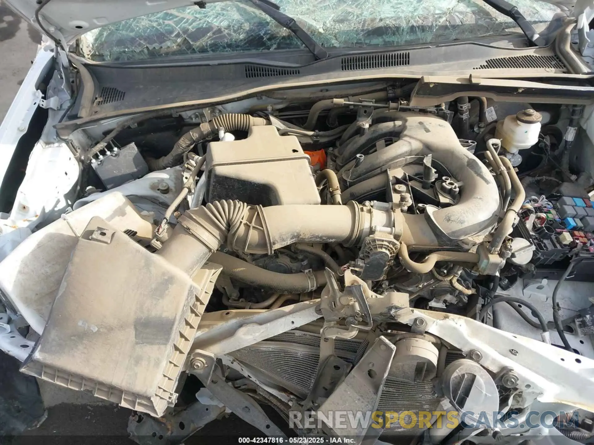 10 Photograph of a damaged car 5TFAZ5CN0MX113121 TOYOTA TACOMA 2021