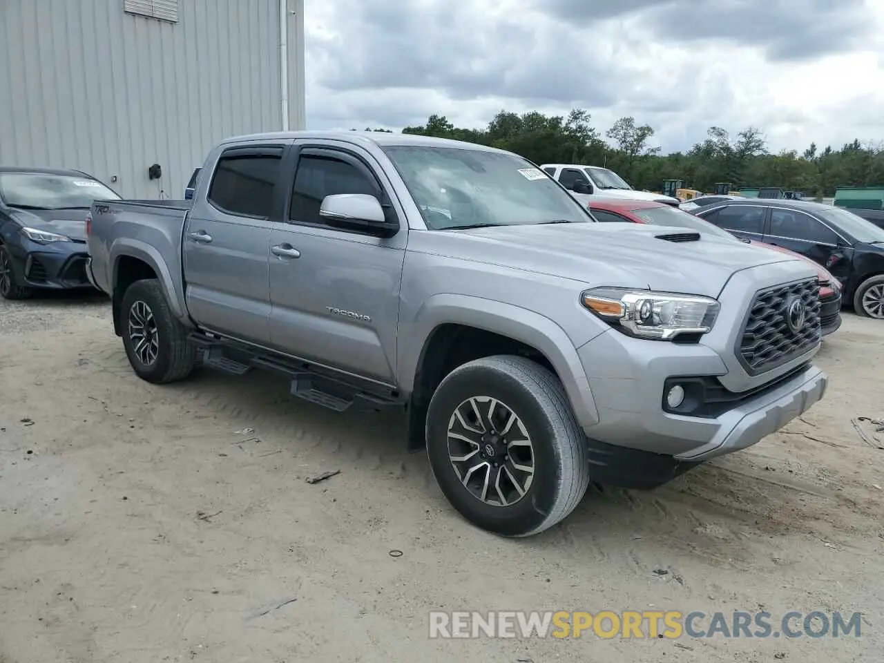 4 Photograph of a damaged car 5TFAZ5CN1MX096426 TOYOTA TACOMA 2021