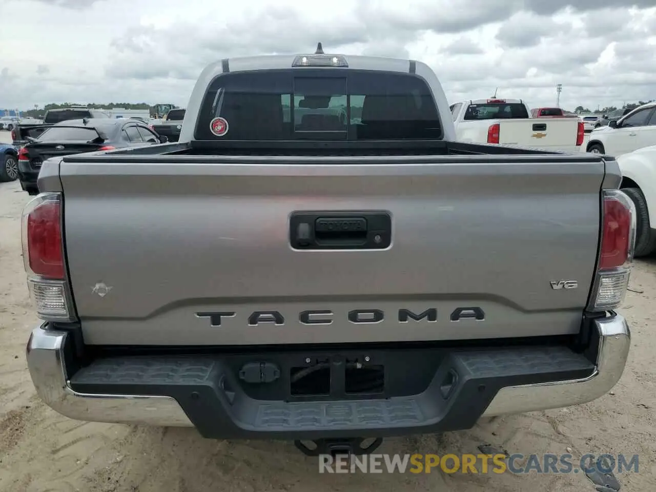 6 Photograph of a damaged car 5TFAZ5CN1MX096426 TOYOTA TACOMA 2021