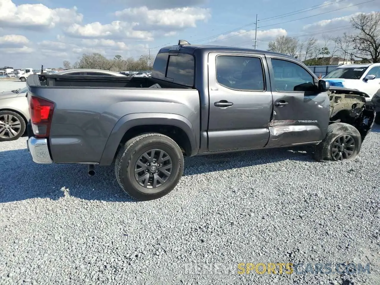 3 Photograph of a damaged car 5TFAZ5CN1MX098192 TOYOTA TACOMA 2021