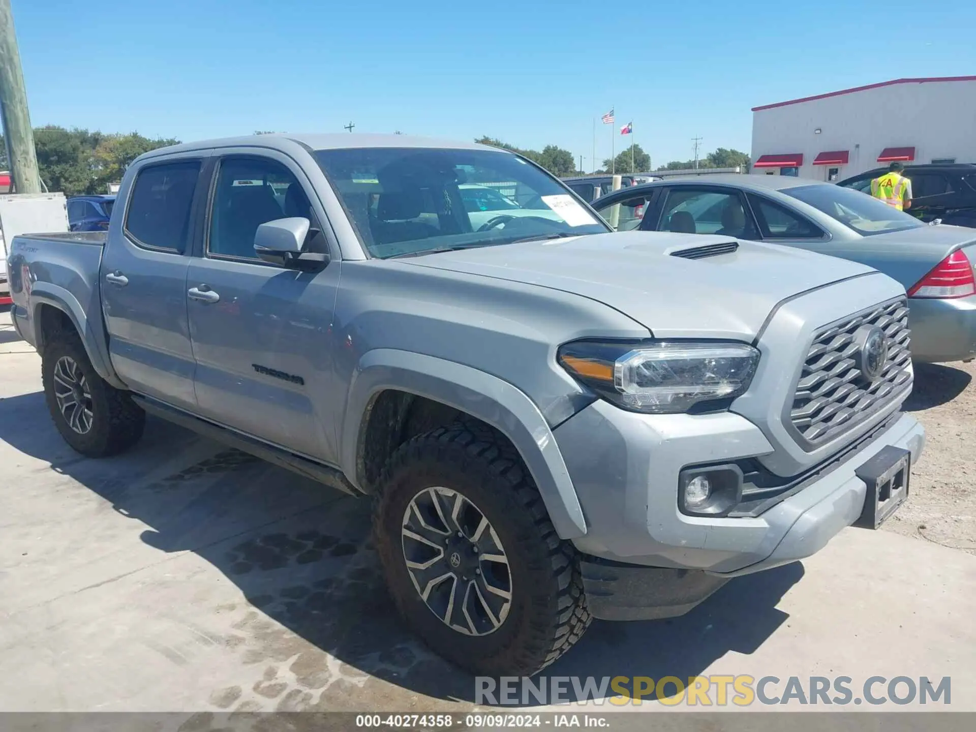 1 Photograph of a damaged car 5TFAZ5CN1MX107506 TOYOTA TACOMA 2021