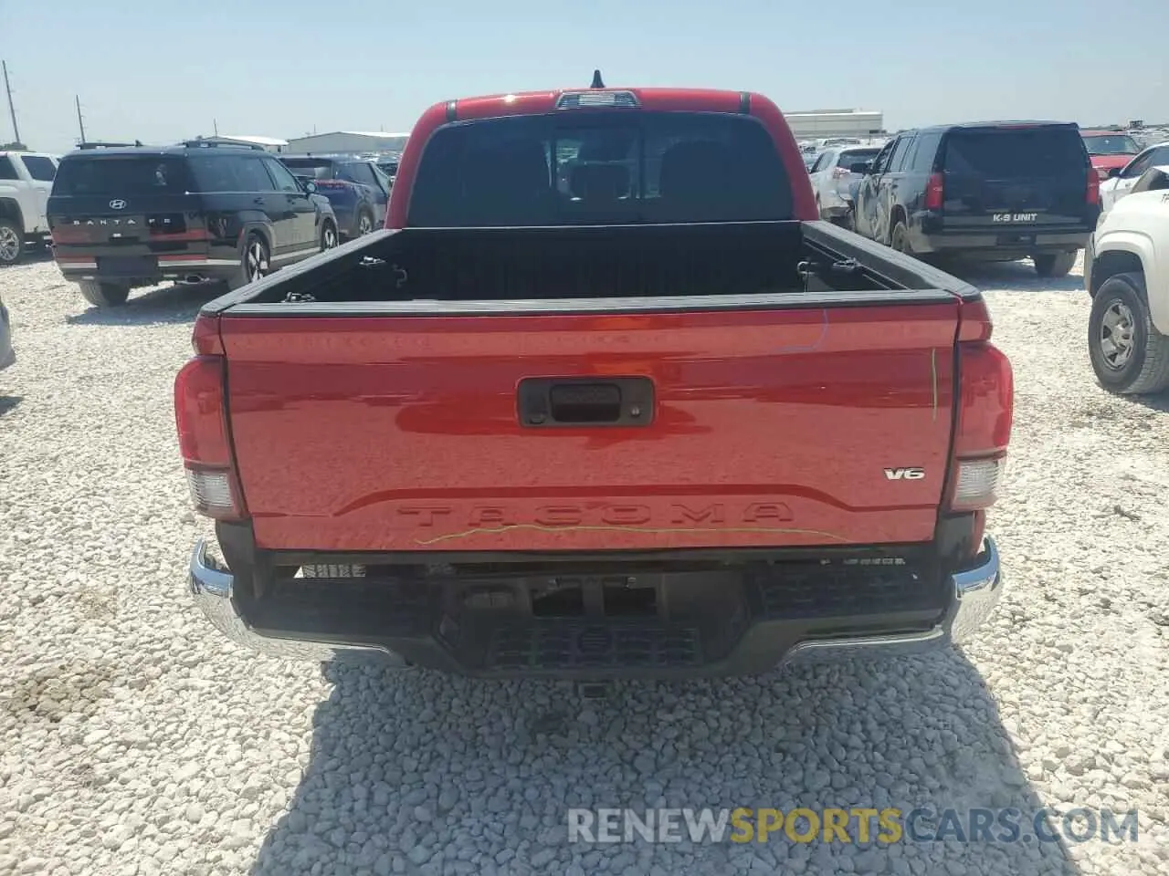 6 Photograph of a damaged car 5TFAZ5CN1MX114424 TOYOTA TACOMA 2021