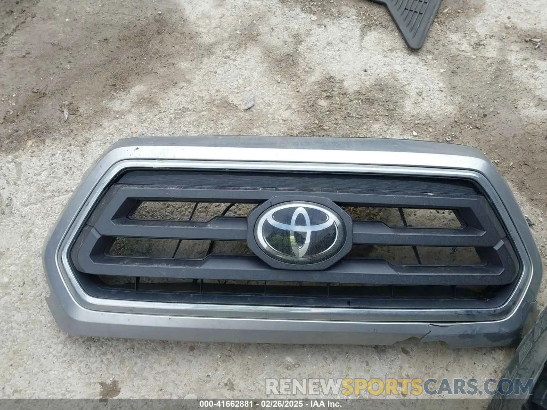 12 Photograph of a damaged car 5TFAZ5CN1MX116321 TOYOTA TACOMA 2021