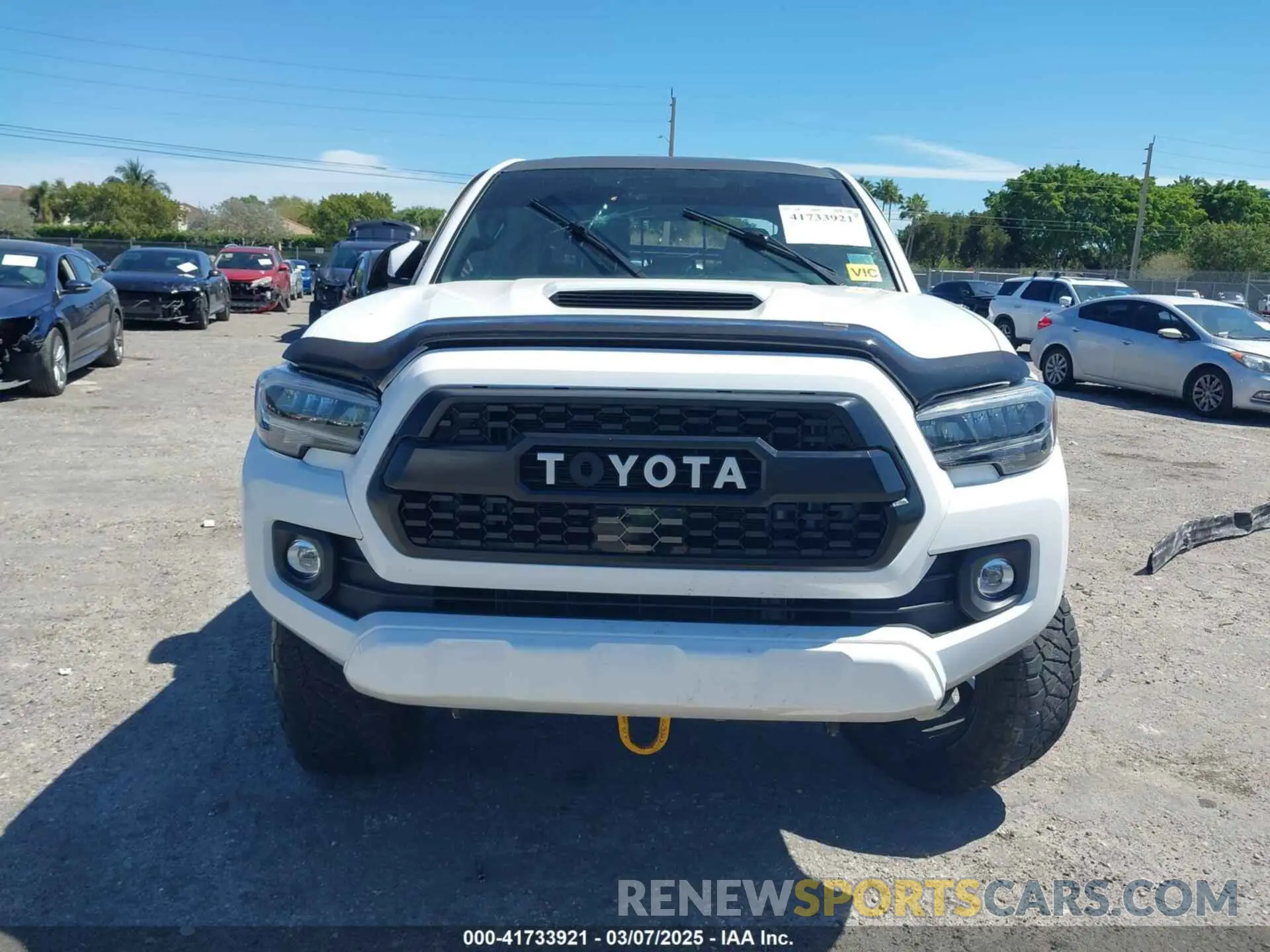12 Photograph of a damaged car 5TFAZ5CN2MX114478 TOYOTA TACOMA 2021