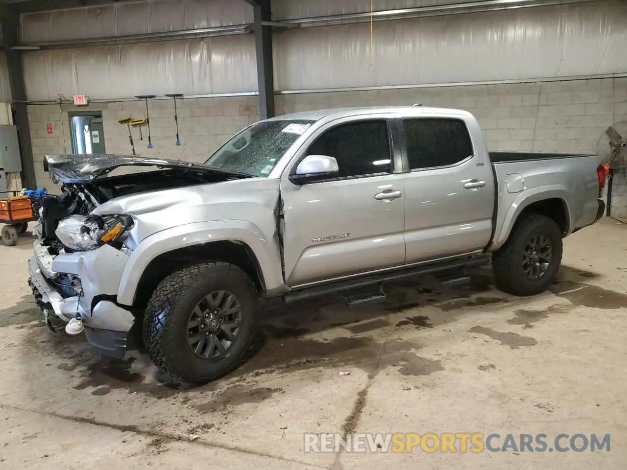 1 Photograph of a damaged car 5TFAZ5CN3MX107586 TOYOTA TACOMA 2021