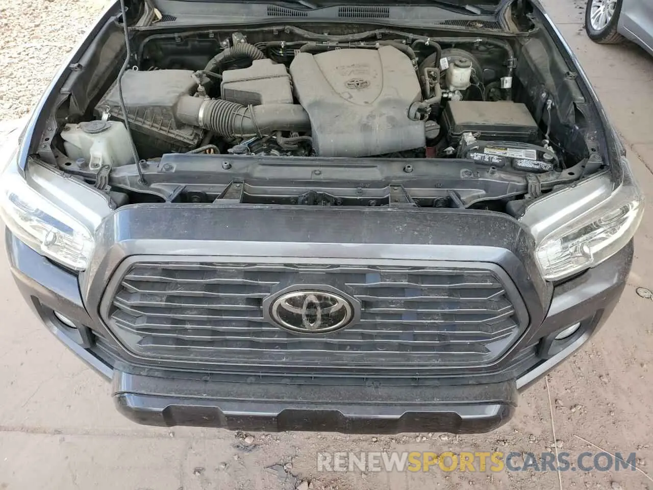 11 Photograph of a damaged car 5TFAZ5CN3MX110326 TOYOTA TACOMA 2021