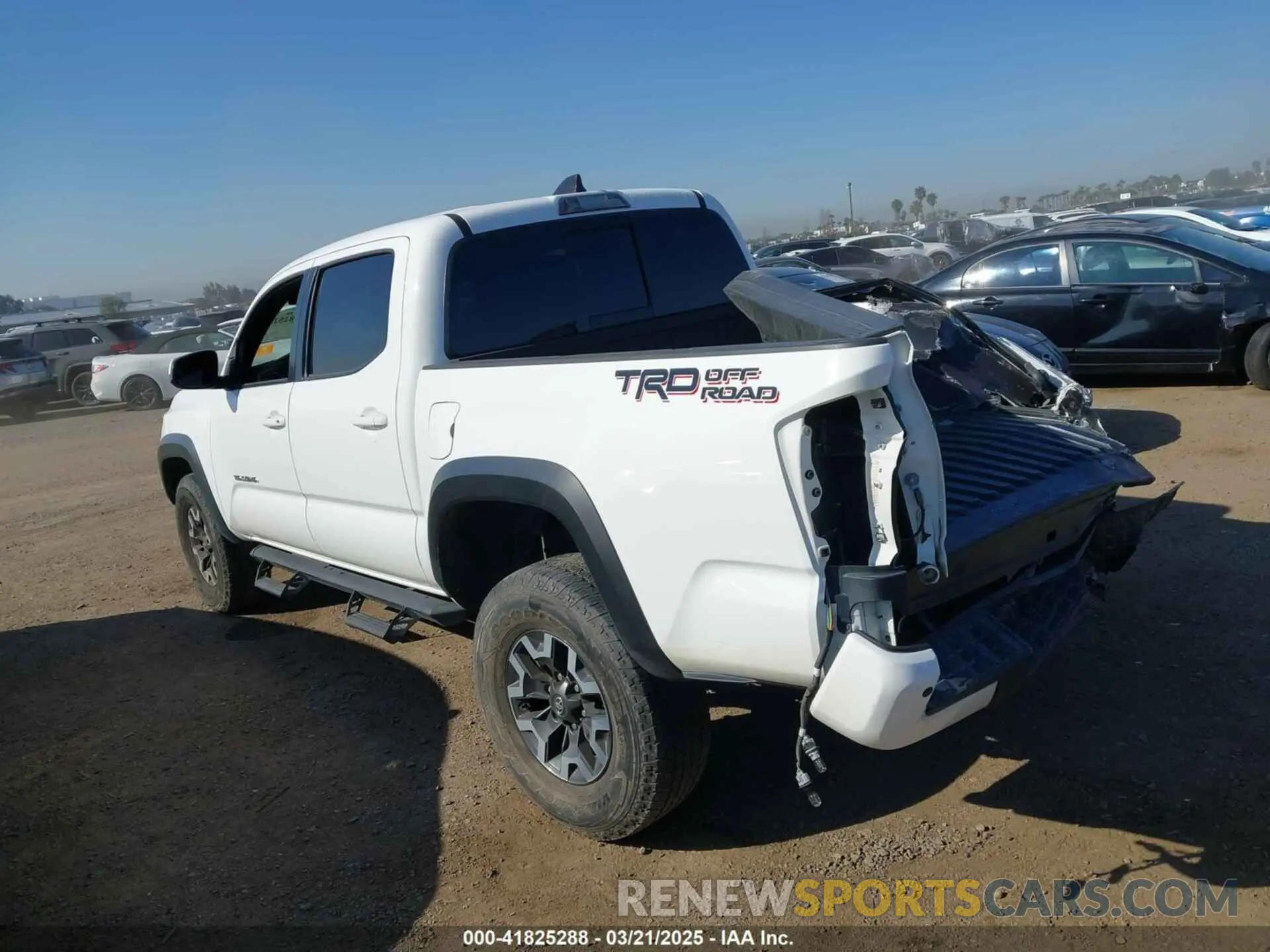 15 Photograph of a damaged car 5TFAZ5CN3MX111802 TOYOTA TACOMA 2021