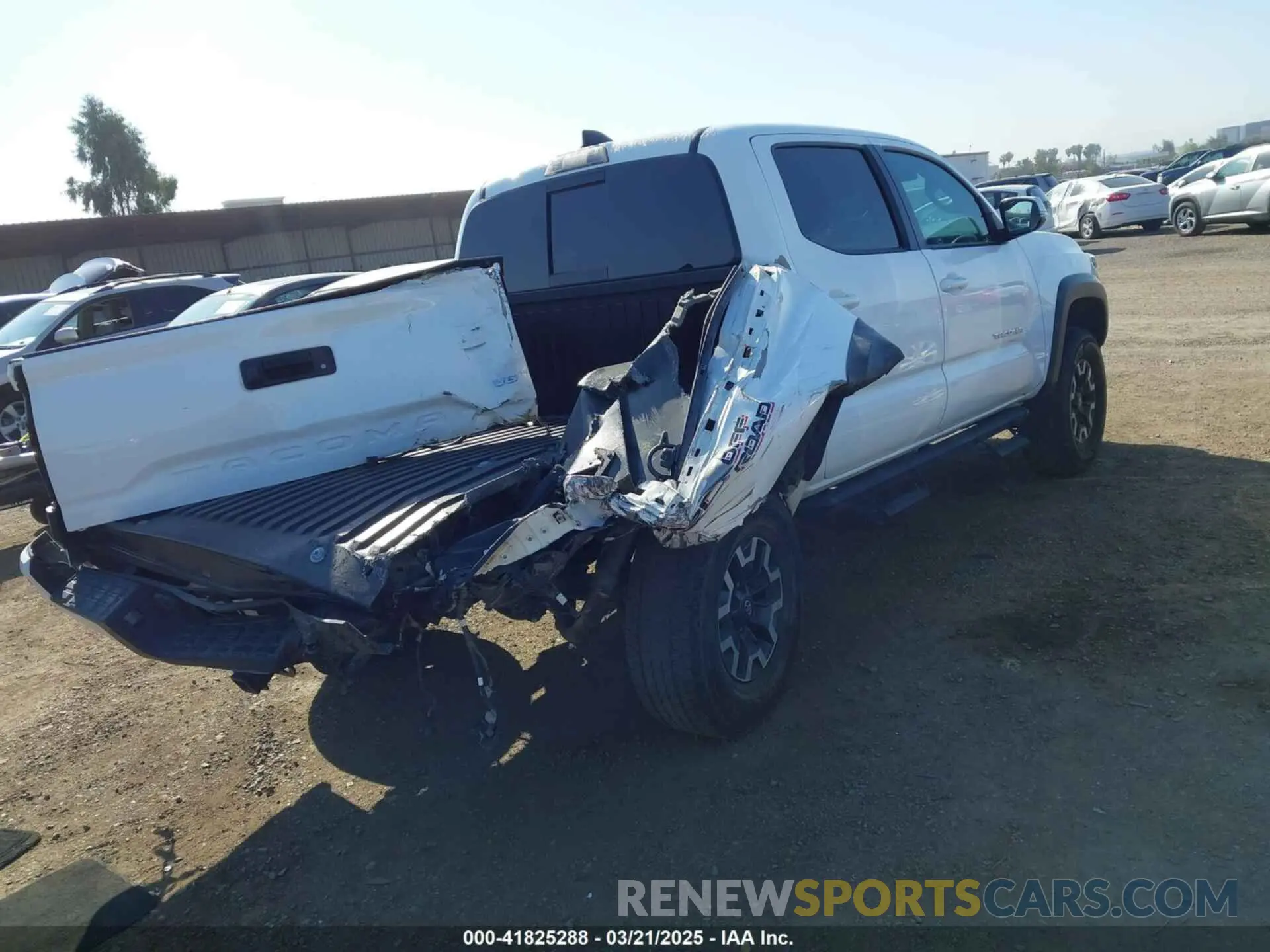 4 Photograph of a damaged car 5TFAZ5CN3MX111802 TOYOTA TACOMA 2021