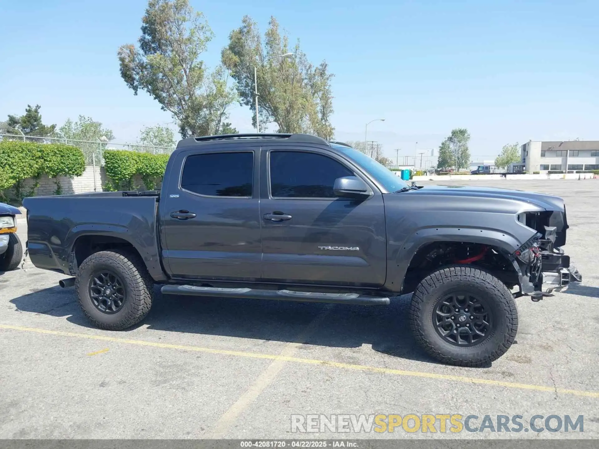 14 Photograph of a damaged car 5TFAZ5CN3MX112481 TOYOTA TACOMA 2021