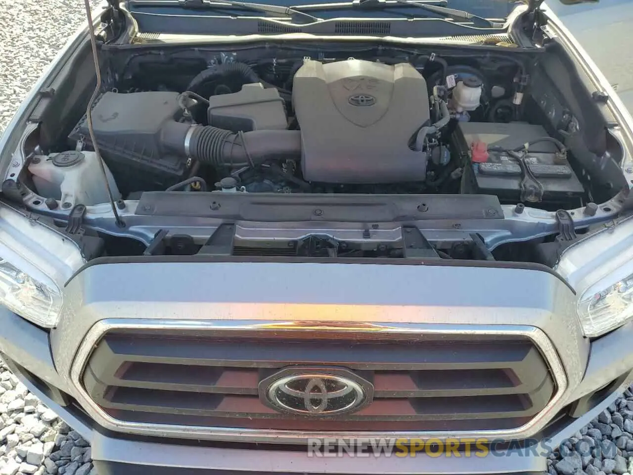 11 Photograph of a damaged car 5TFAZ5CN3MX118524 TOYOTA TACOMA 2021