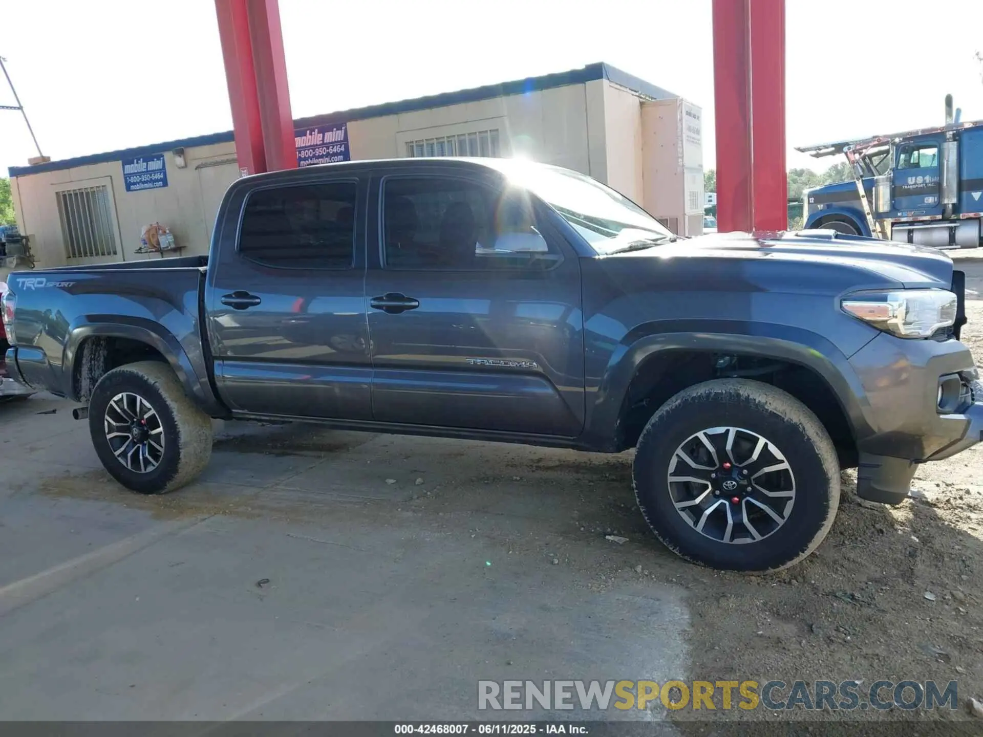 14 Photograph of a damaged car 5TFAZ5CN4MX113669 TOYOTA TACOMA 2021