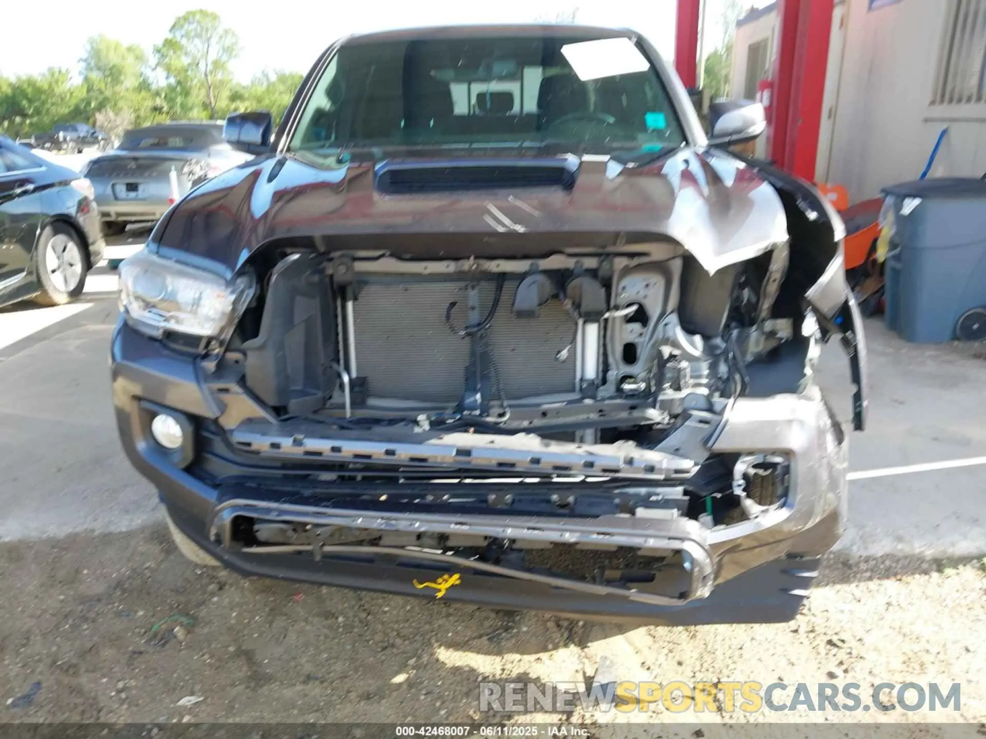 6 Photograph of a damaged car 5TFAZ5CN4MX113669 TOYOTA TACOMA 2021