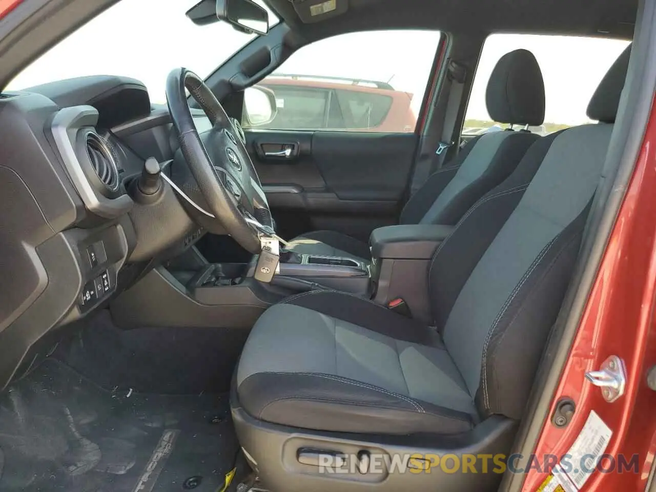 7 Photograph of a damaged car 5TFAZ5CN5MX101482 TOYOTA TACOMA 2021