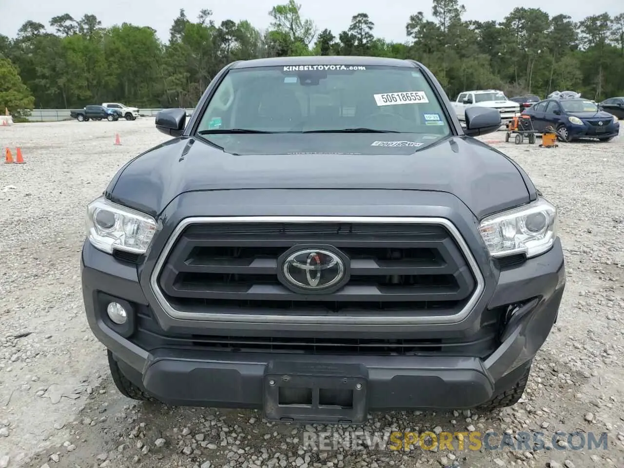 5 Photograph of a damaged car 5TFAZ5CN6MX098110 TOYOTA TACOMA 2021