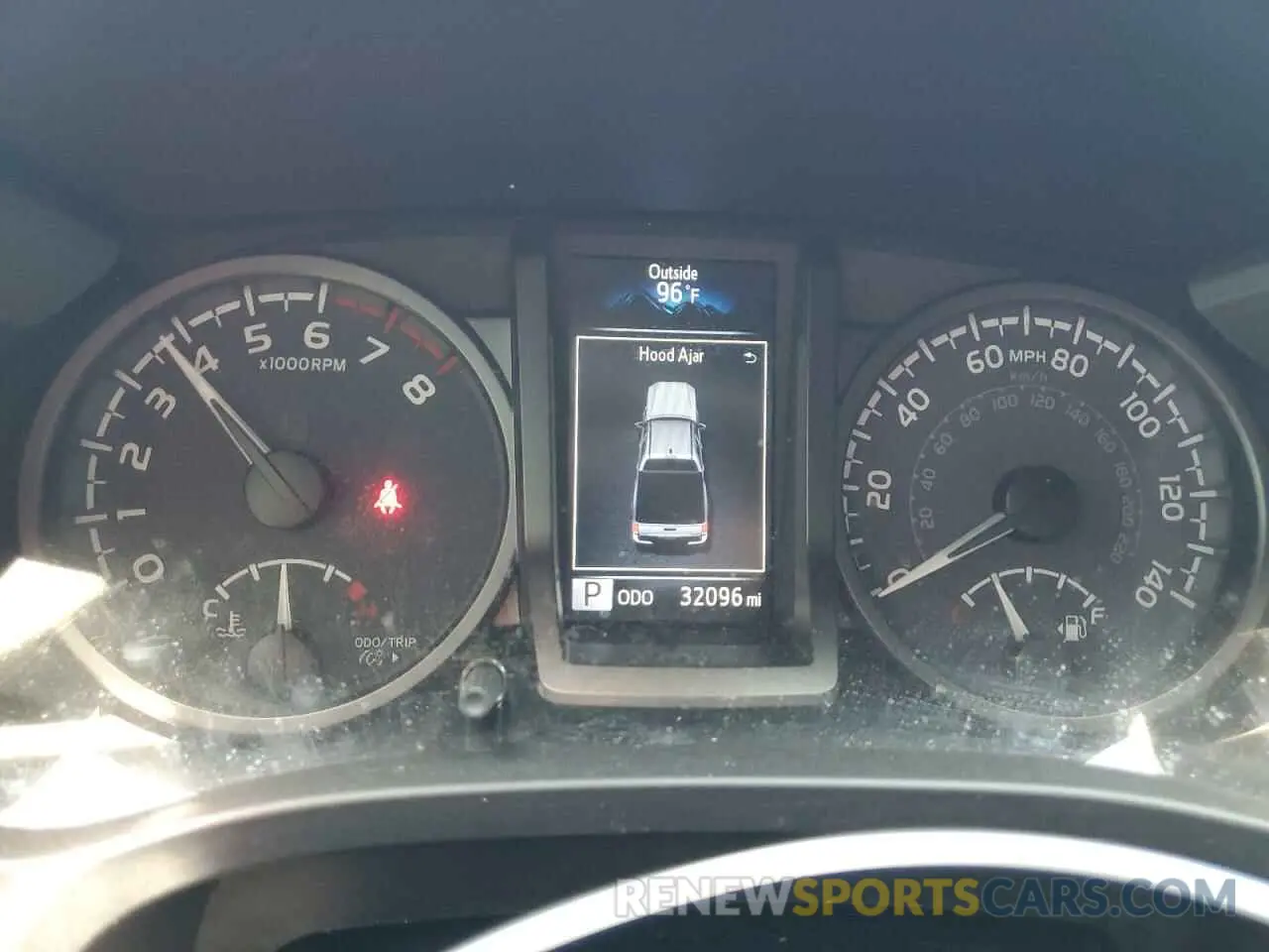 9 Photograph of a damaged car 5TFAZ5CN6MX116816 TOYOTA TACOMA 2021