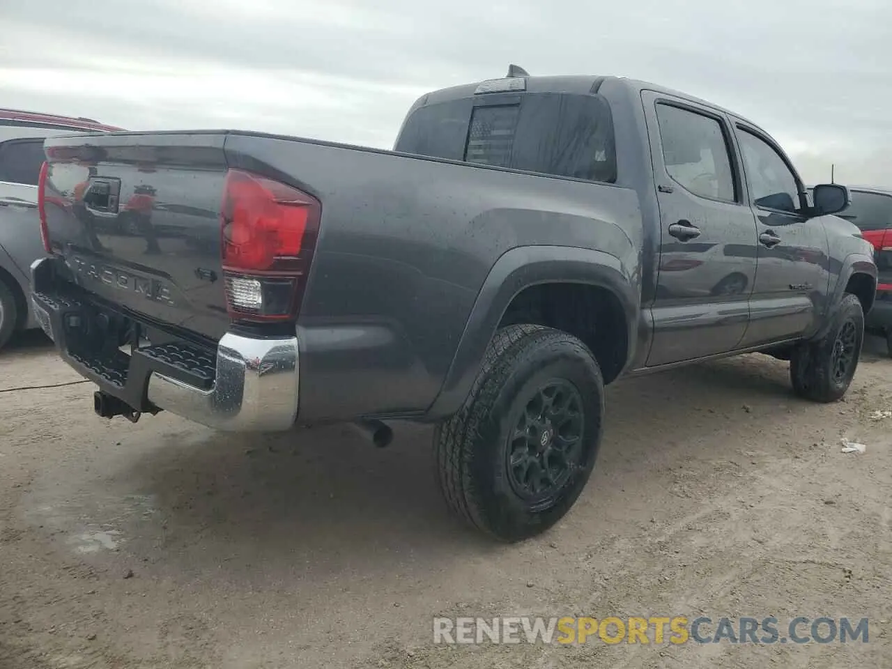 3 Photograph of a damaged car 5TFAZ5CN7MX102813 TOYOTA TACOMA 2021