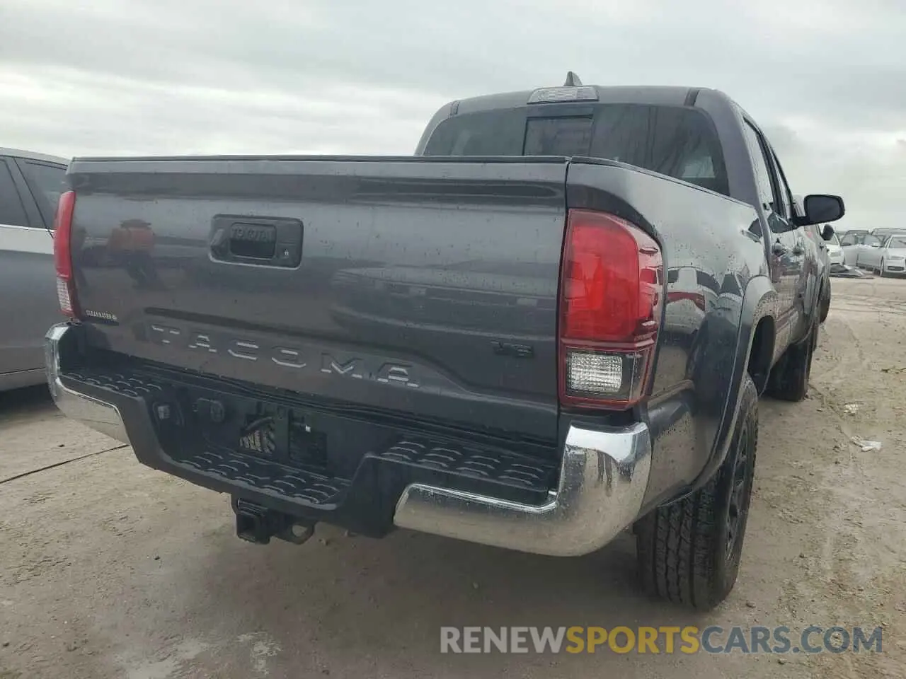6 Photograph of a damaged car 5TFAZ5CN7MX102813 TOYOTA TACOMA 2021