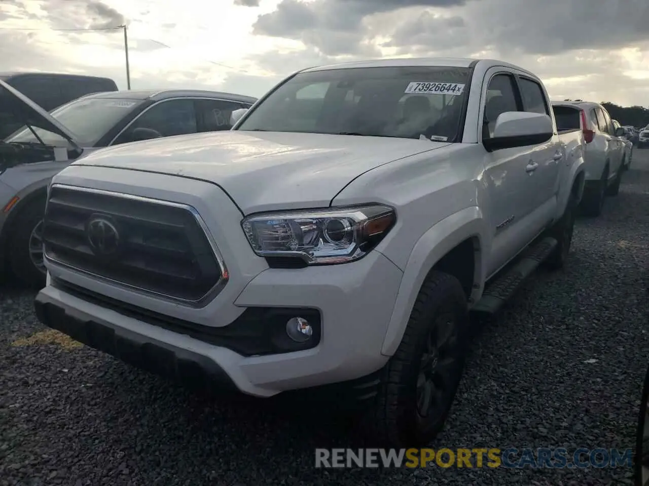 1 Photograph of a damaged car 5TFAZ5CN7MX107302 TOYOTA TACOMA 2021