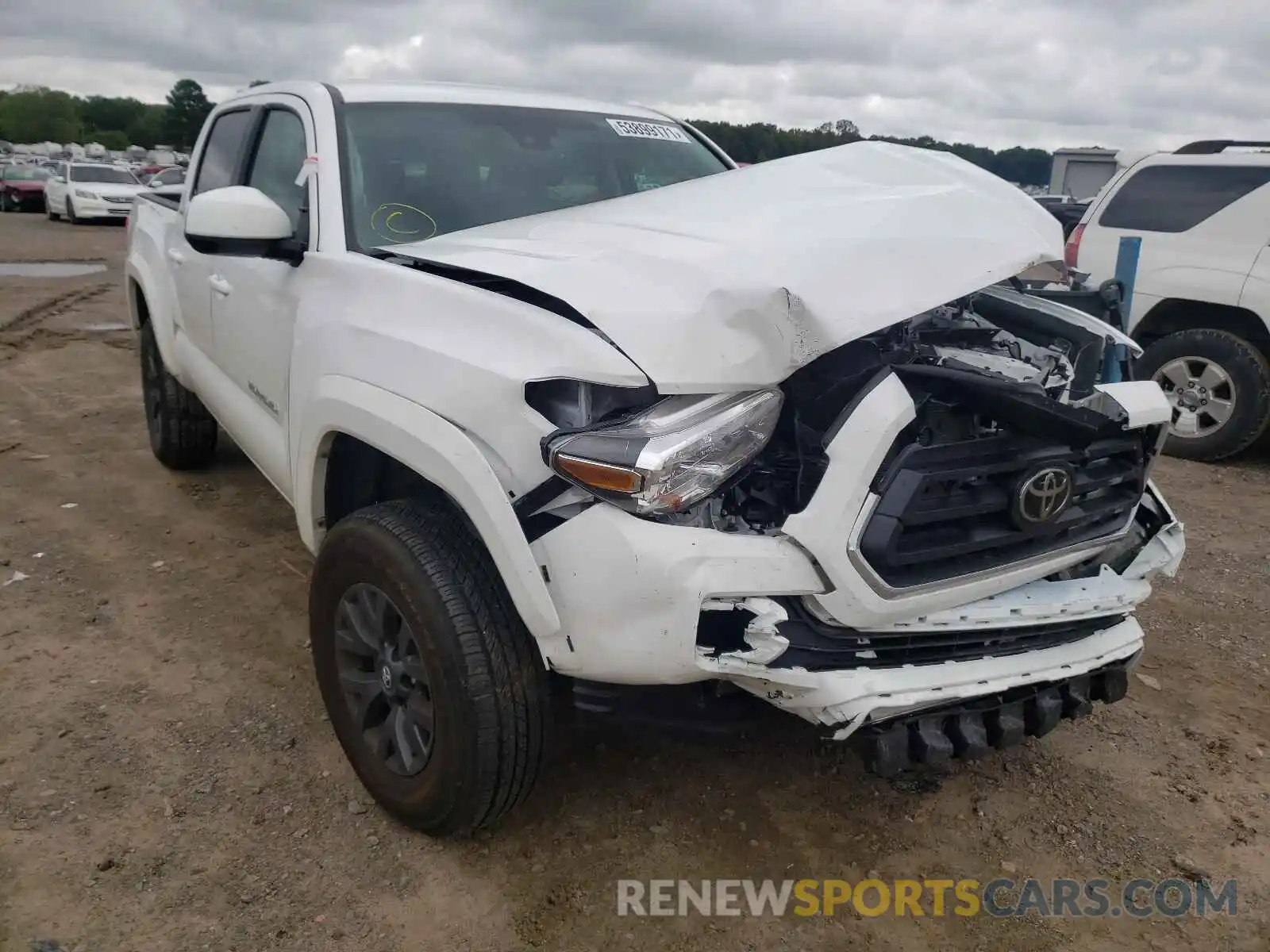 1 Photograph of a damaged car 5TFAZ5CN8MX106031 TOYOTA TACOMA 2021