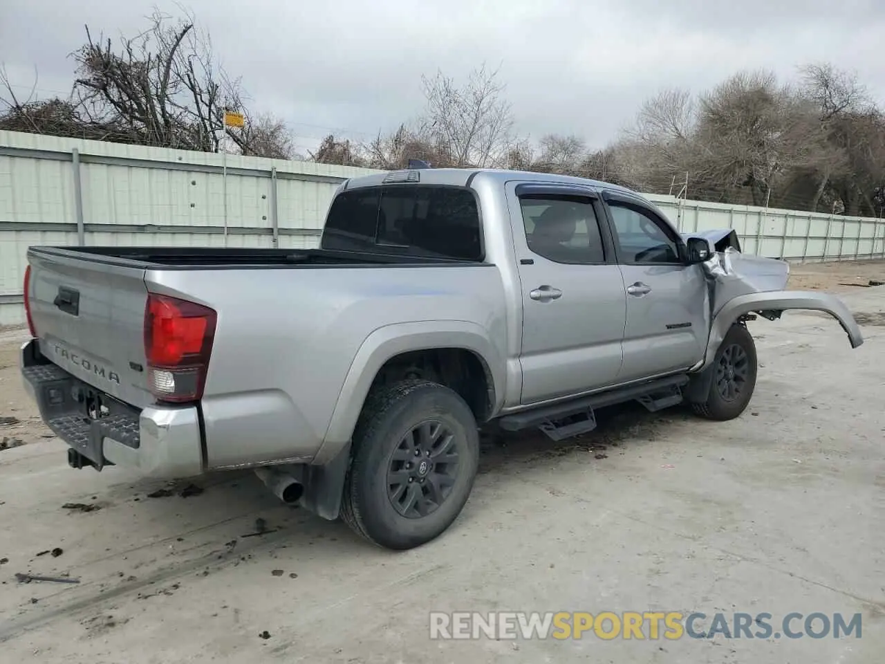 3 Photograph of a damaged car 5TFAZ5CN9MX113442 TOYOTA TACOMA 2021