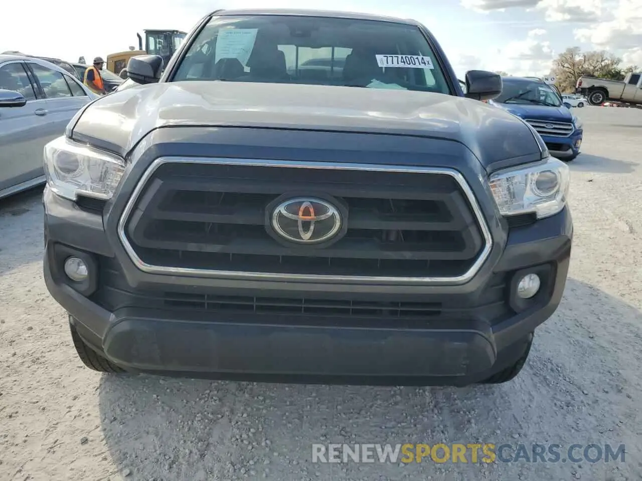 5 Photograph of a damaged car 5TFAZ5CNXMX100652 TOYOTA TACOMA 2021