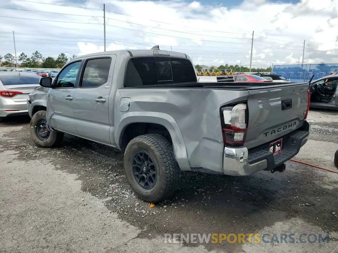 2 Photograph of a damaged car 5TFAZ5CNXMX102031 TOYOTA TACOMA 2021