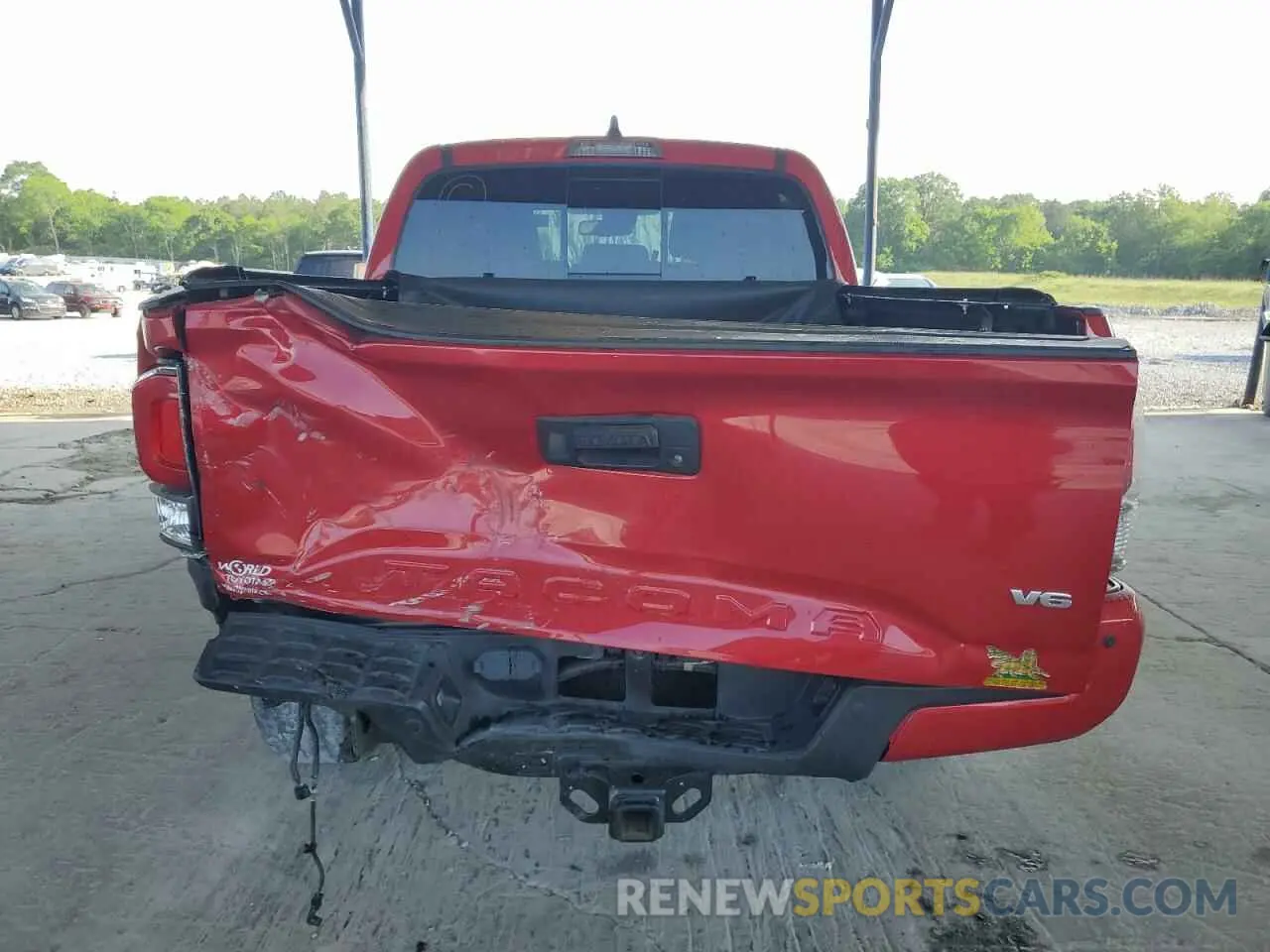 6 Photograph of a damaged car 5TFAZ5CNXMX114132 TOYOTA TACOMA 2021