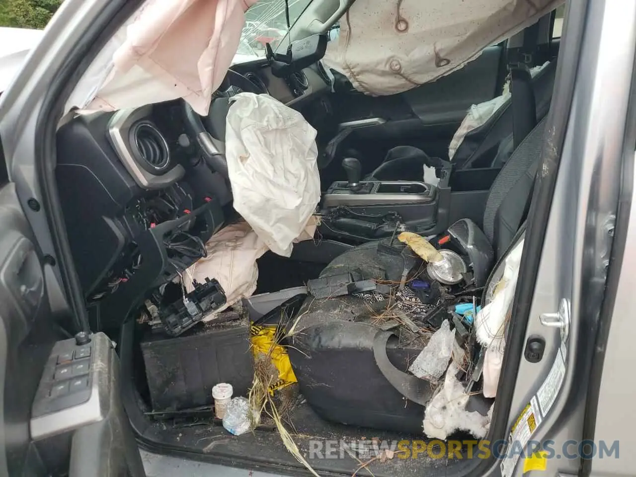 7 Photograph of a damaged car 5TFAZ5CNXMX116706 TOYOTA TACOMA 2021