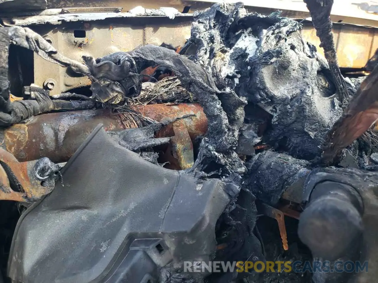 9 Photograph of a damaged car 5TFCZ5AN0MX245551 TOYOTA TACOMA 2021