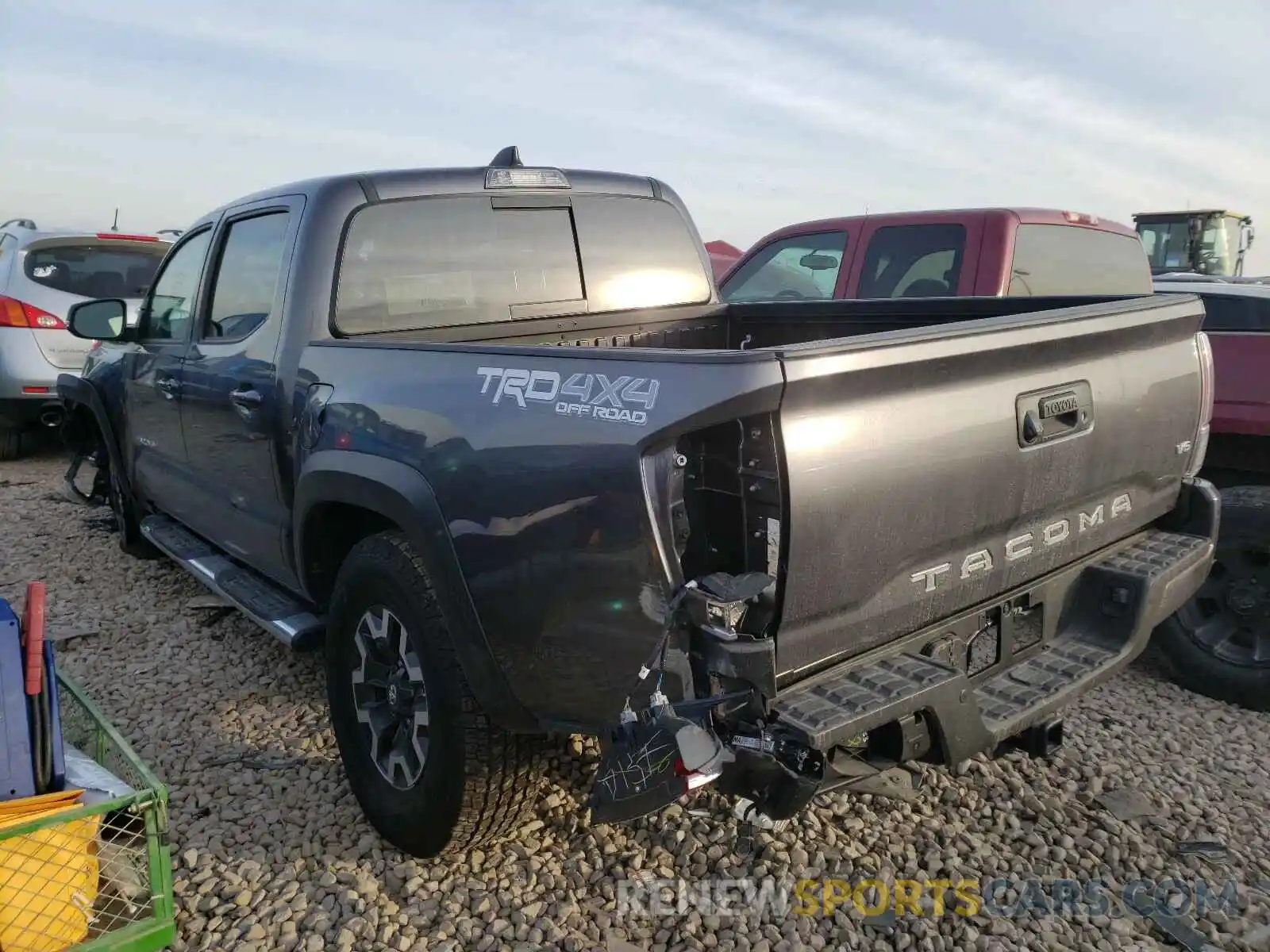 3 Photograph of a damaged car 5TFCZ5AN1MX245168 TOYOTA TACOMA 2021