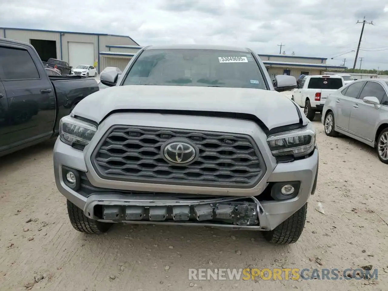 5 Photograph of a damaged car 5TFCZ5AN1MX250841 TOYOTA TACOMA 2021