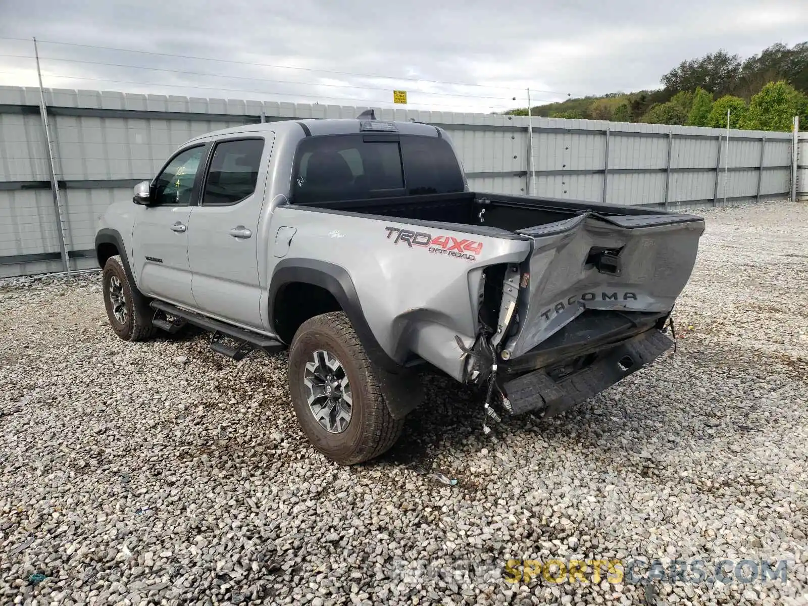 3 Photograph of a damaged car 5TFCZ5AN1MX265775 TOYOTA TACOMA 2021