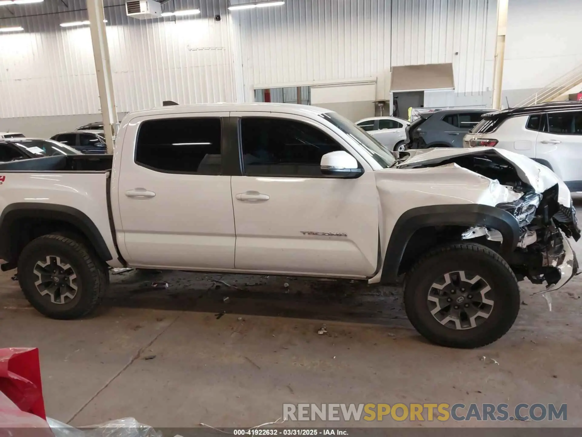 13 Photograph of a damaged car 5TFCZ5AN1MX268370 TOYOTA TACOMA 2021