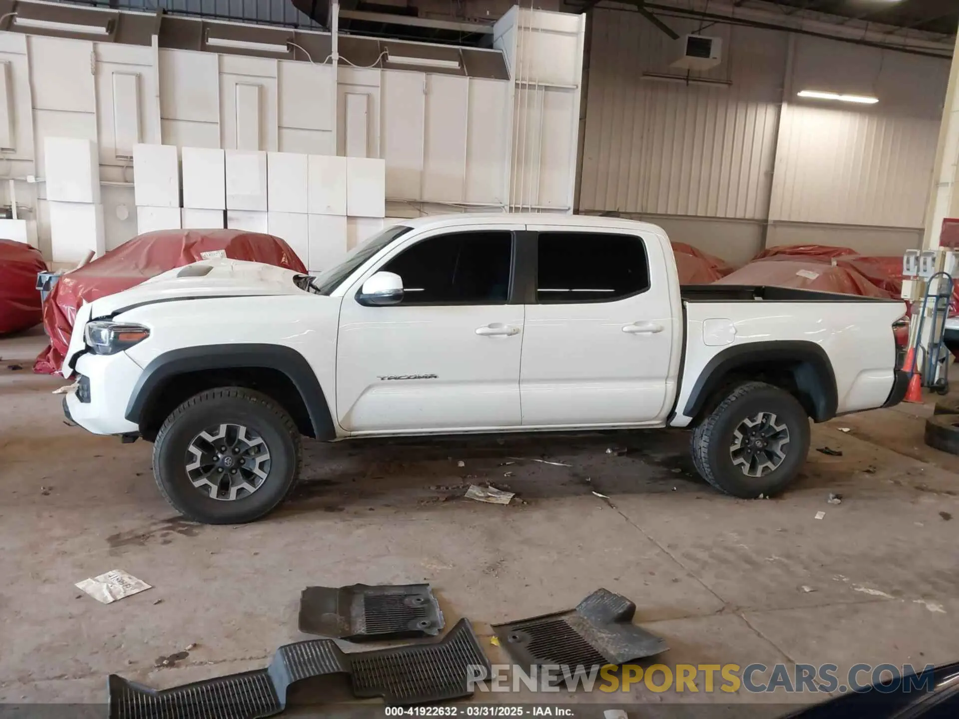 14 Photograph of a damaged car 5TFCZ5AN1MX268370 TOYOTA TACOMA 2021